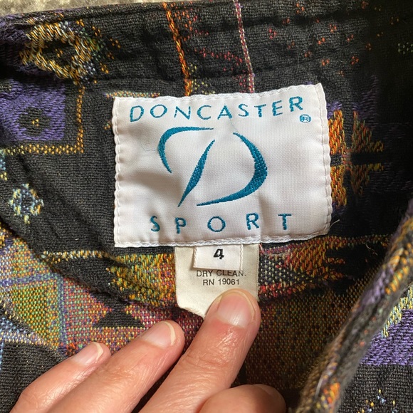 Vintage Southwestern Print Woven Toggle Jacket - Picture 5 of 7